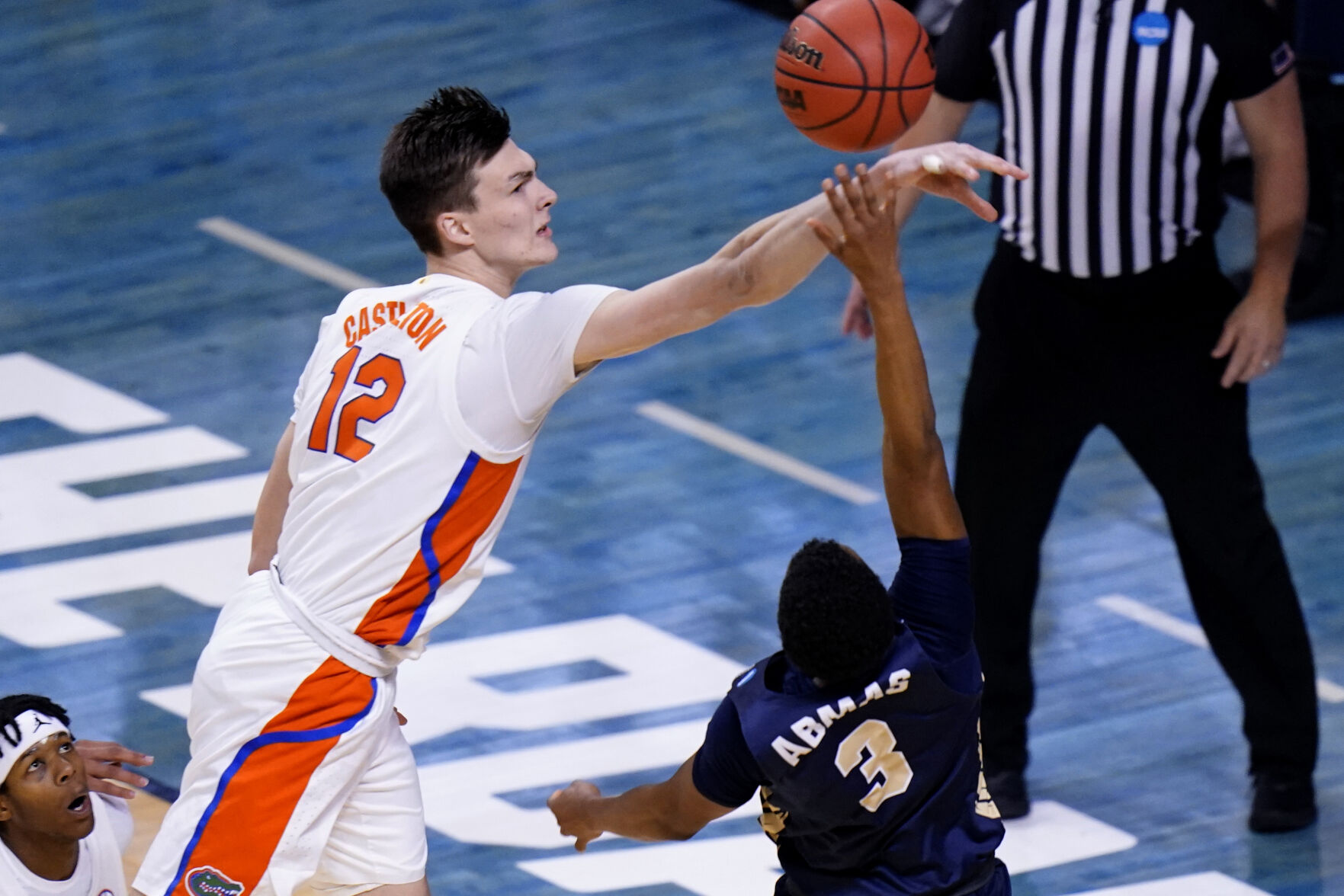 NCAA Oral Roberts Florida Basketball